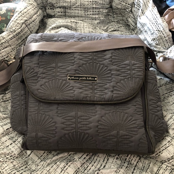Petunia Pickle Bottom Diaper Bag - Picture 2 of 6